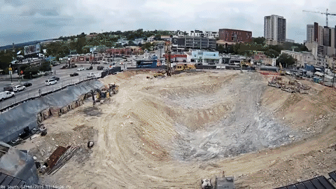 Page under construction animation